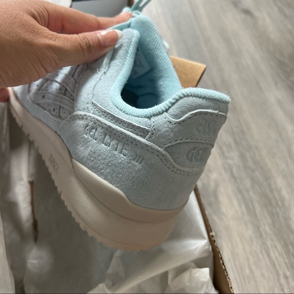 Kith x ASICS Ronnie Fieg gel lyte iii in helium - Picture 6 of 11